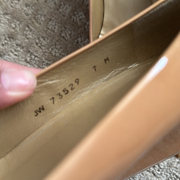 Stuart Weitzman patent leather wedge shoes tan size 7 - Picture 5 of 9